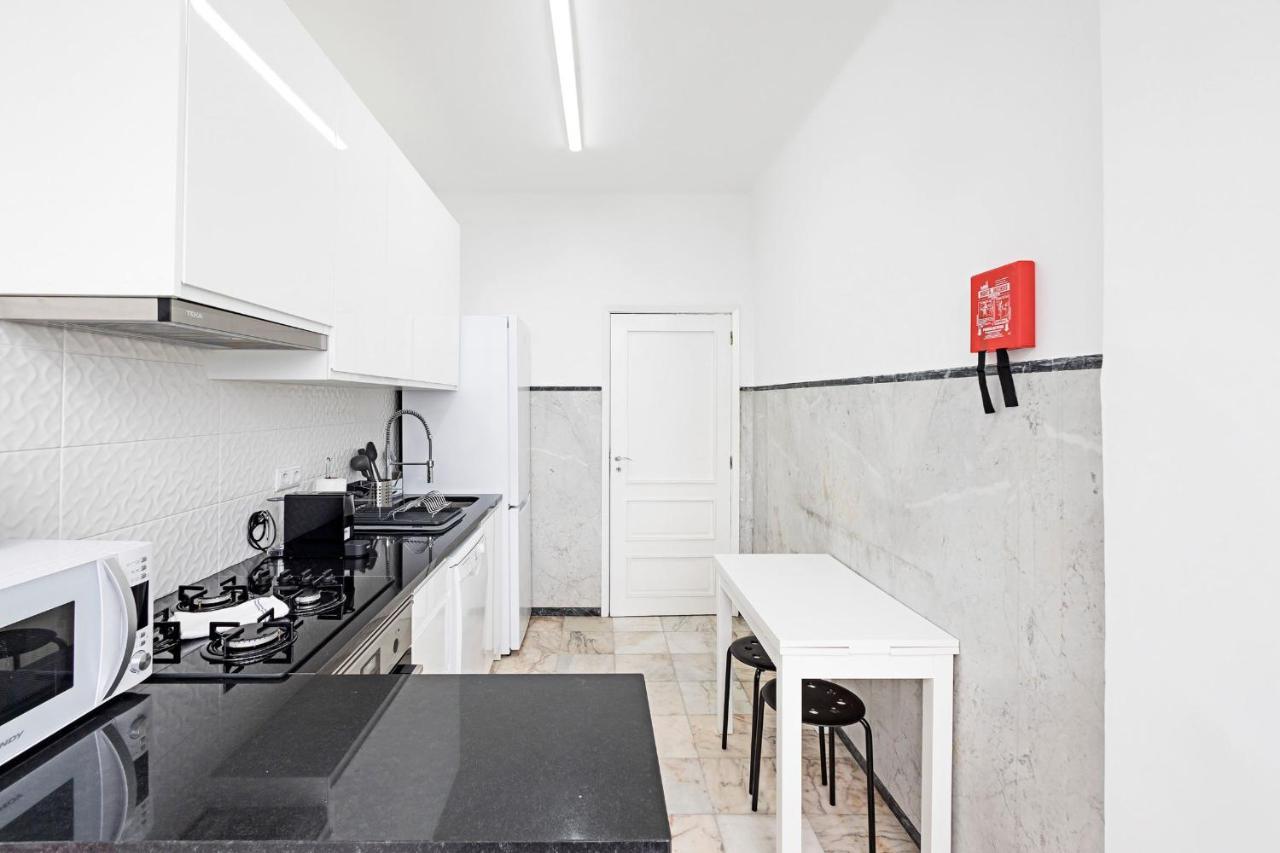 Torrinha 83 Apartments By Lovelystay Порто Екстериор снимка